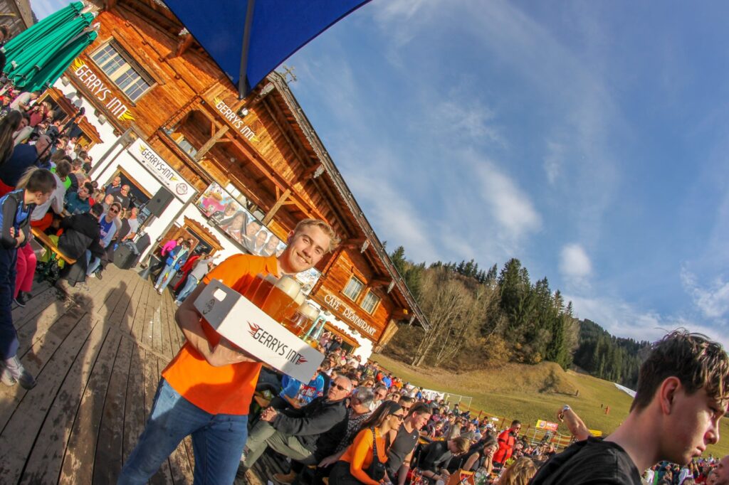 Personeel is aan het werk bij de Gerry's Inn